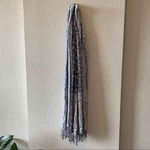 Light Navy & White Shawl